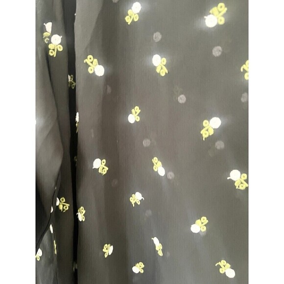 CABI #5338 Black Sheer Floral Embroiderd 3/4 Sleeve High Neck Top SIZE Small - Picture 6 of 11